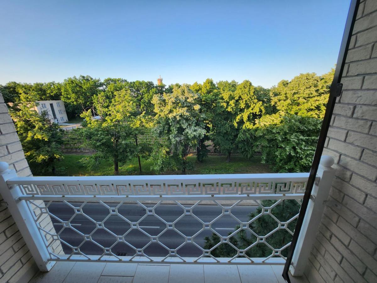 Sunrise New Copou Apartments Iasi Exterior foto